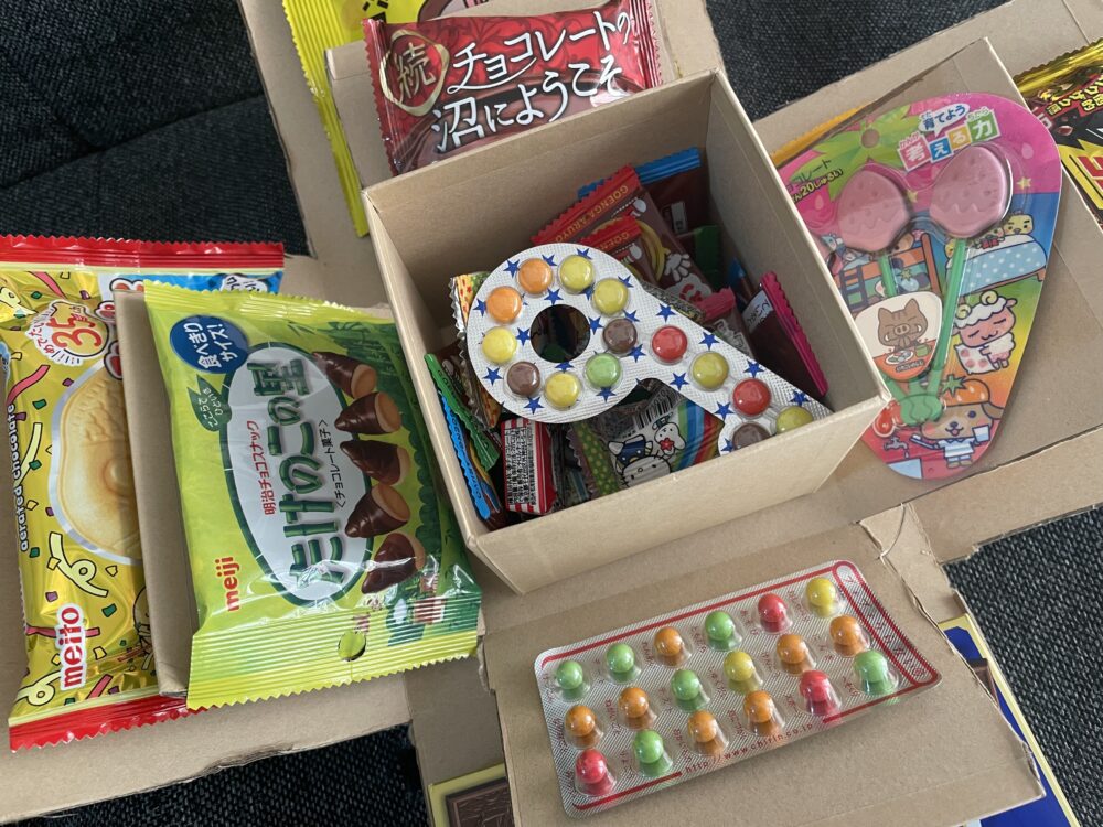サプライズお菓子ボックスの作り方