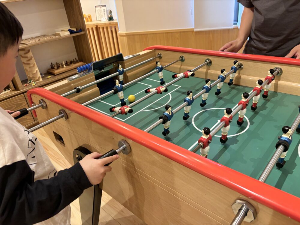 「奈良おもちゃ美術館」にあるサッカーゲーム