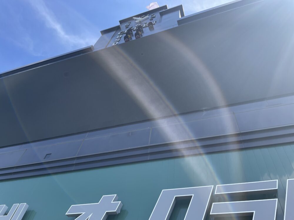 真下から見たスコアボード