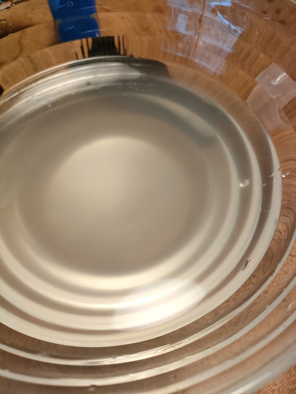 汚れたシャンプー水