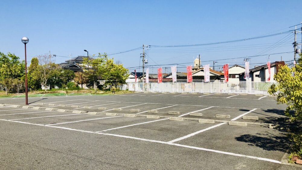 「Wellスポーツガーデン登美丘」駐車場