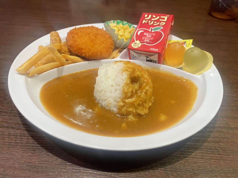 お子さまカレー料理写真
