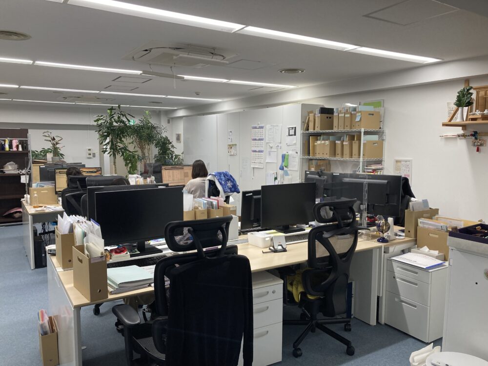 株式会社黒字屋