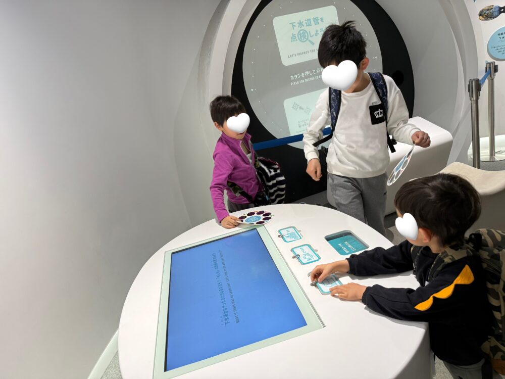 大阪市の下水道処理の使用量などを紹介しているブース