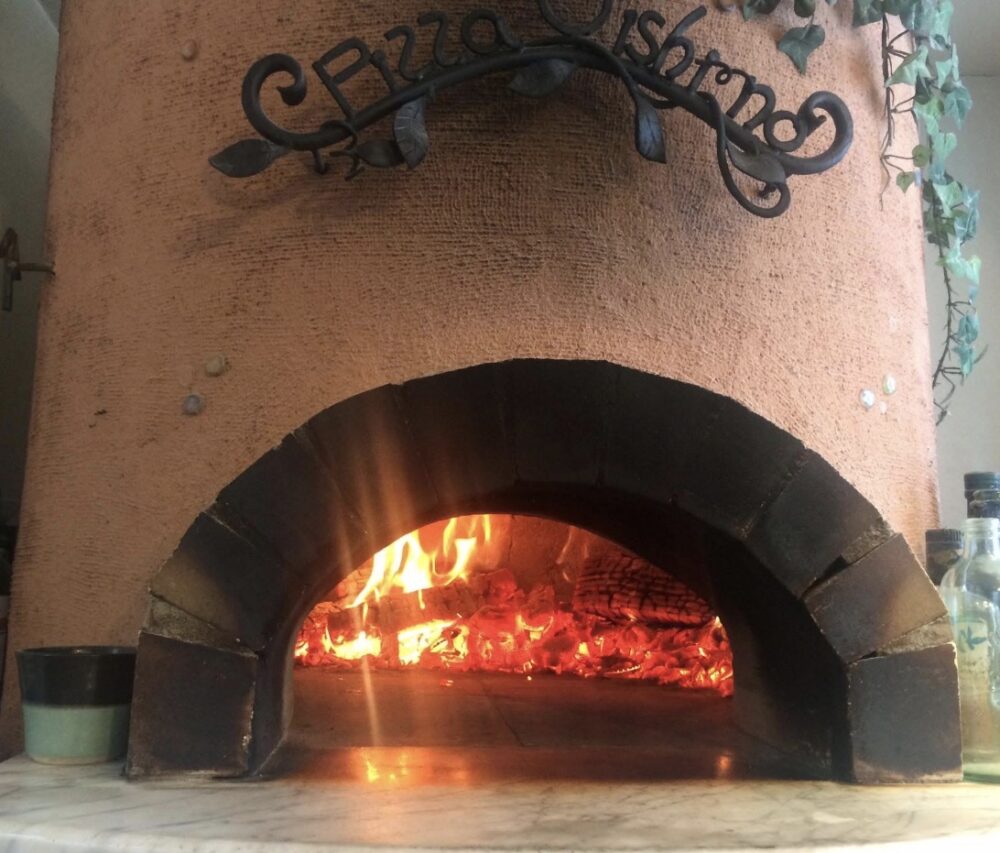 本格的な石窯　PIZZERIA OISHI〜NO