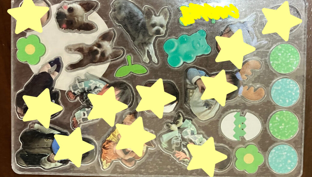 アクリー　スマホケース　シャカシャカ