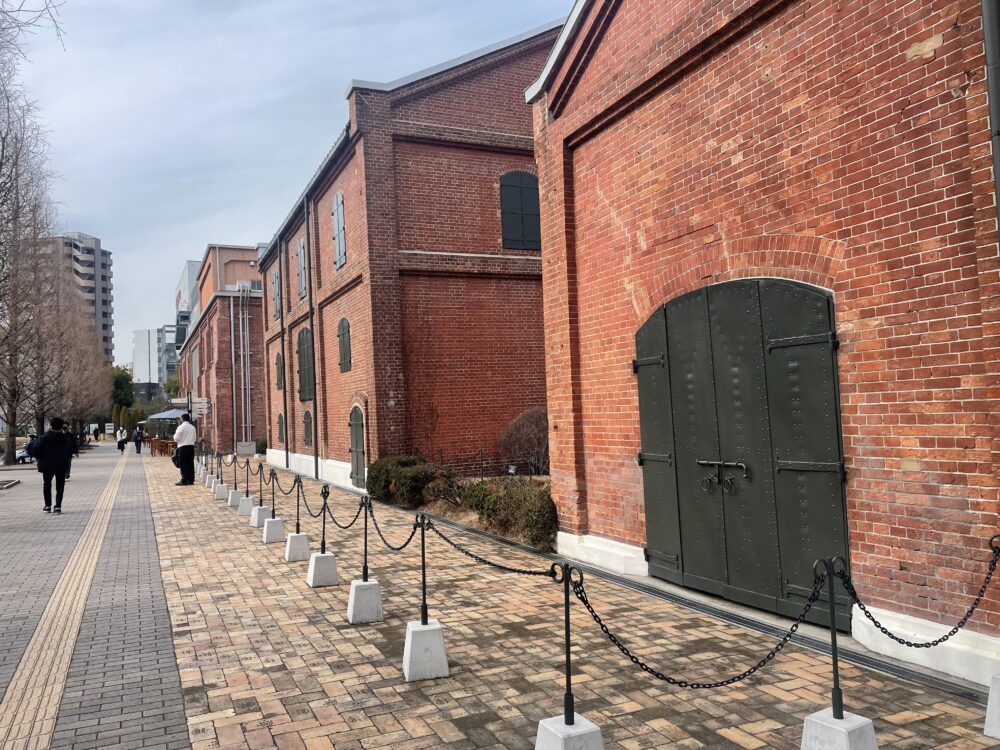 赤レンガ建物