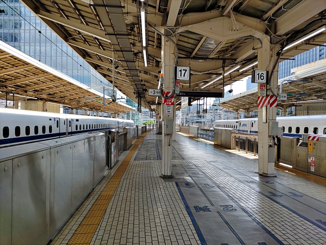 新幹線東京駅ホーム
