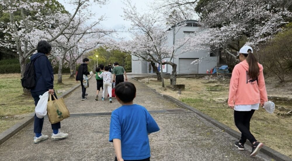 桜がきれいな水間寺公園